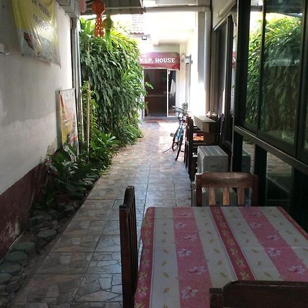 V.I.P. House Hotel Chiang Mai Exterior foto